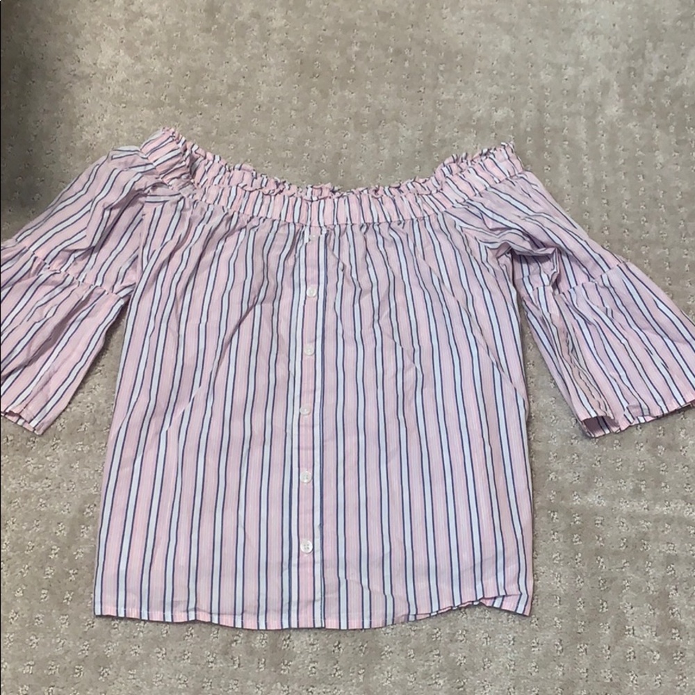 Off the shoulder Abercrombie & Fitch top